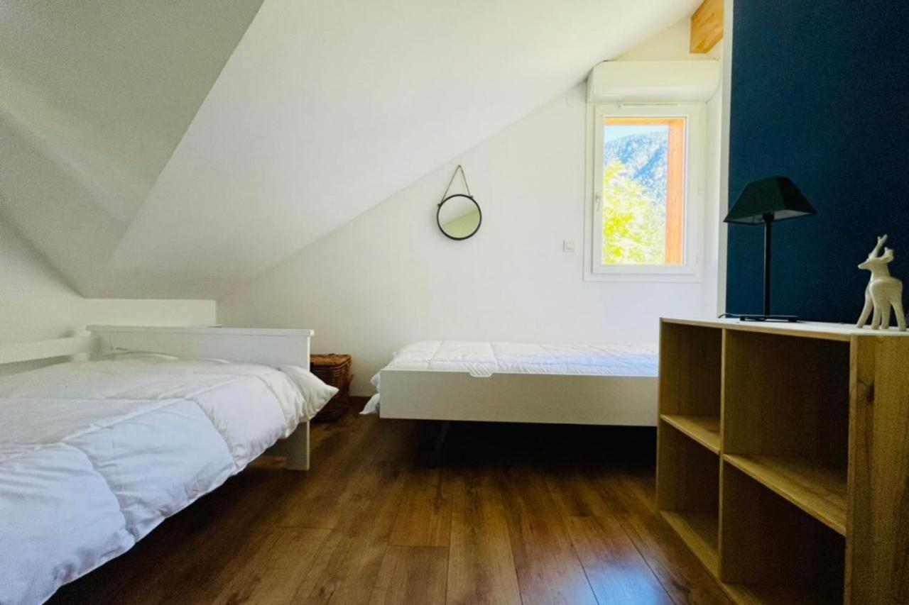 Large Chalet With Terrace And View In Briancon Apartment Ngoại thất bức ảnh