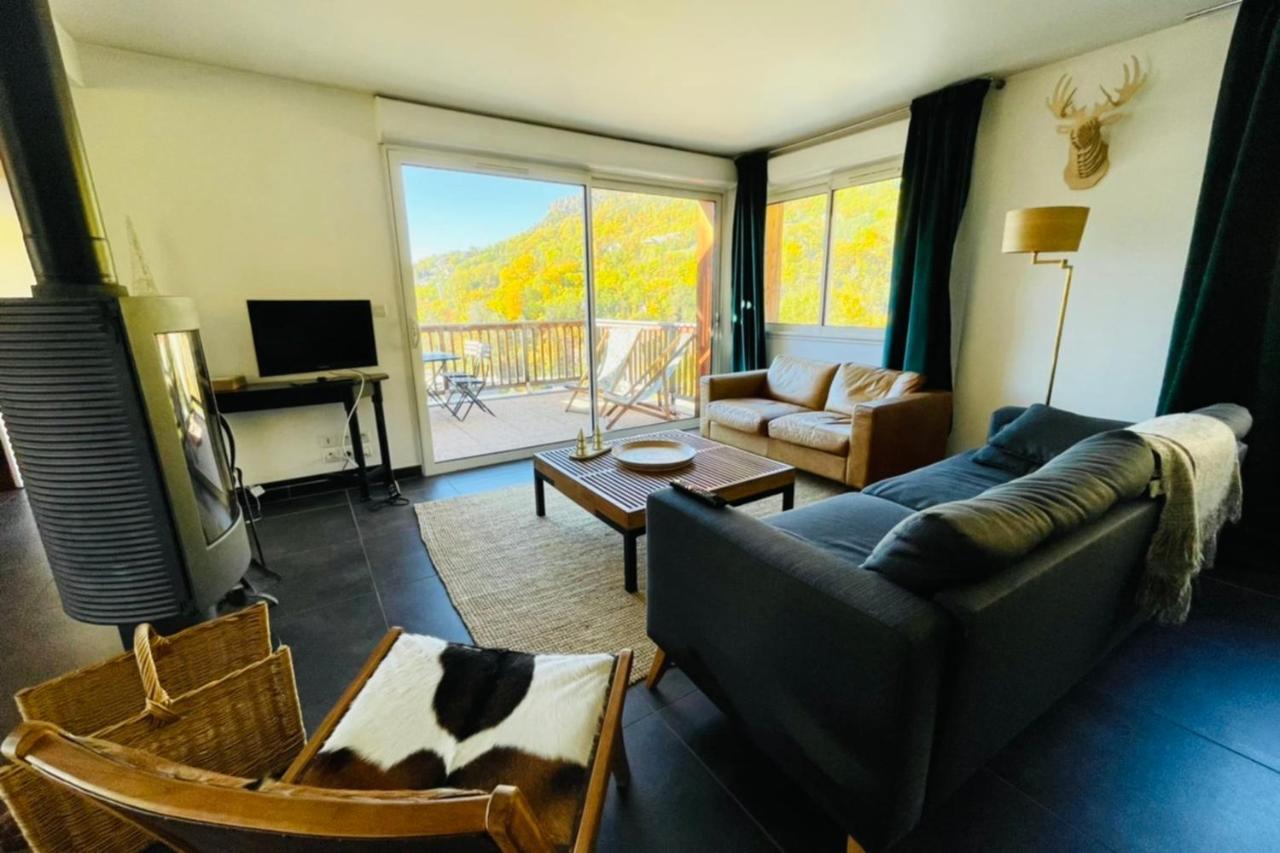 Large Chalet With Terrace And View In Briancon Apartment Ngoại thất bức ảnh